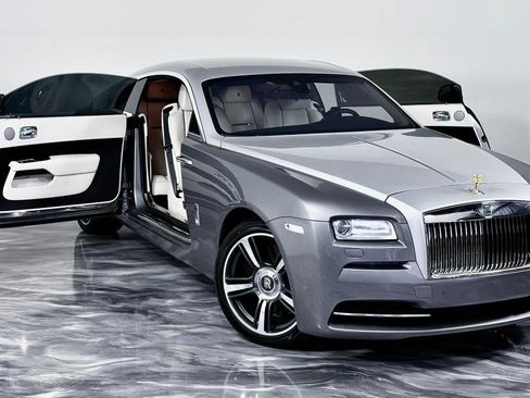 Used 2015 Rolls-Royce Wraith image 4