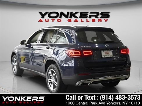 Used 2022 Mercedes-Benz GLC 300 4MATIC image 3