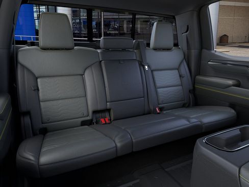 New 2026 Chevrolet Silverado 1500 ZR2 image 17