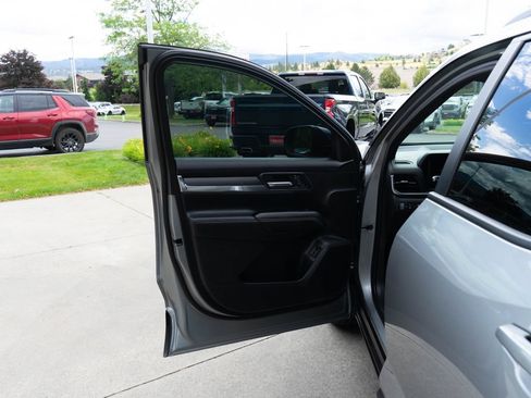 Used 2026 GMC Terrain Elevation w/ Elevation Premium Package AWD/4WD image 16