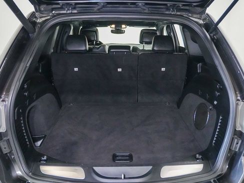 Used 2018 Jeep Grand Cherokee Limited w/ Luxury Group II RWD image 21