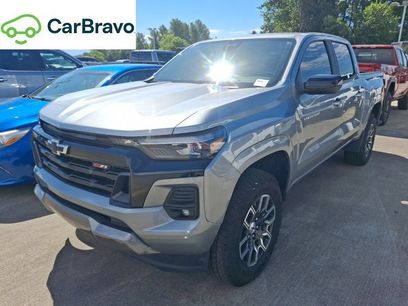 Used 2024 Chevrolet Colorado Z71 w/ Z71 Convenience Package 2