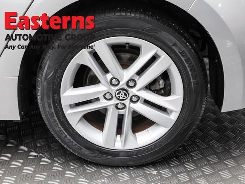 Used 2022 Toyota Corolla SE image 8