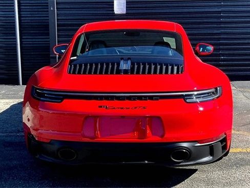 Used 2024 Porsche 911 Carrera GTS image 9