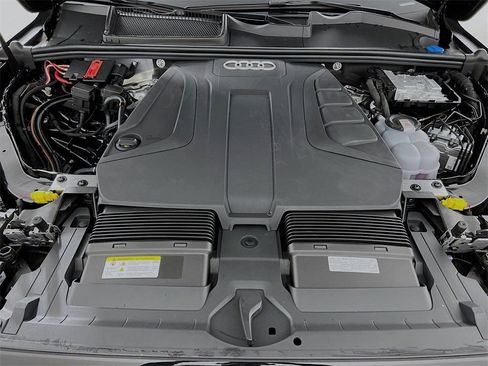 New 2026 Audi Q7 2.0T Premium image 33