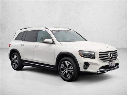 Certified 2025 Mercedes-Benz GLB 250 GLB 250 image 3