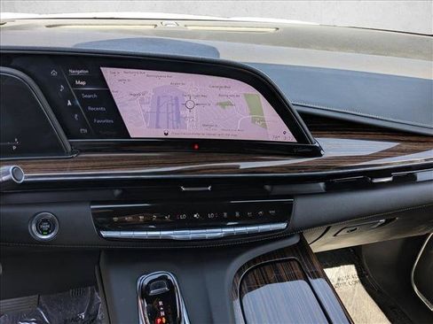 Used 2023 Cadillac Escalade Premium Luxury RWD image 13