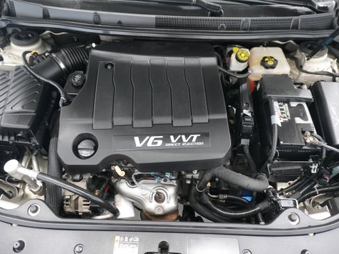 Used 2011 Buick LaCrosse CXL image 31