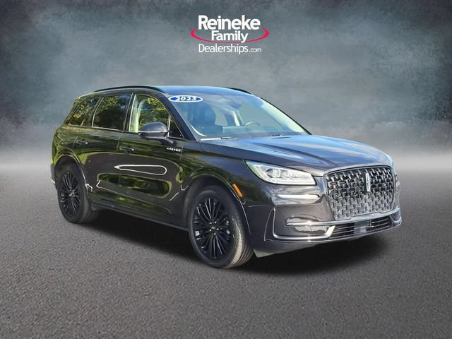 Used 2023 Lincoln Corsair Reserve w/ Equipment Group 201A AWD/4WD image 3