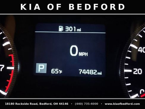 Used 2022 Kia Telluride LX AWD/4WD image 16
