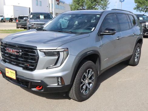 Used 2026 GMC Acadia AT4 w/ LPO, Floor Liner Package AWD/4WD image 3