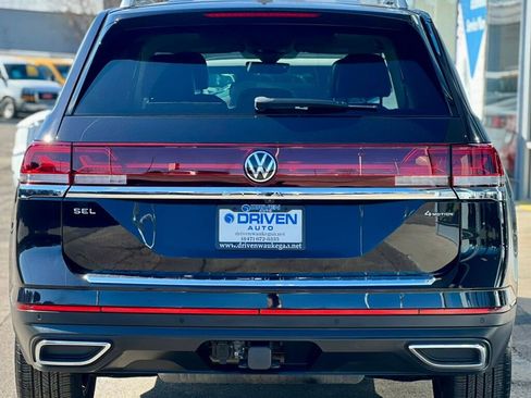 Used 2024 Volkswagen Atlas SEL image 42