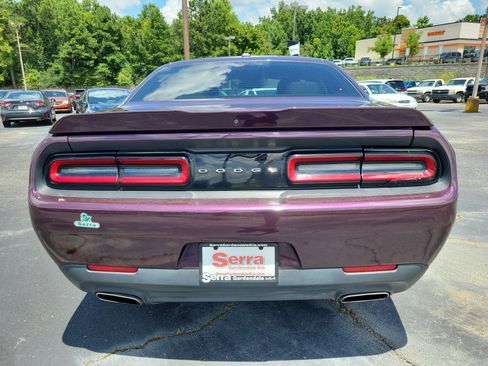 Used 2020 Dodge Challenger SXT RWD image 20