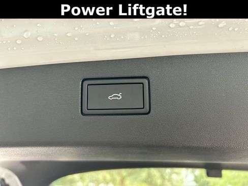 New 2026 Volkswagen Tiguan SE R-Line AWD/4WD image 49