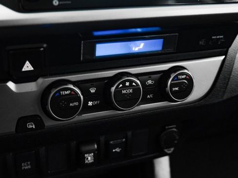 Used 2021 Toyota Tacoma SR5 image 22