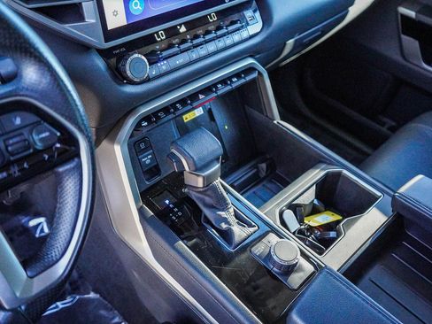 Used 2022 Toyota Tundra Limited image 23