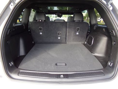 Used 2024 Jeep Grand Cherokee Limited 4xe image 27