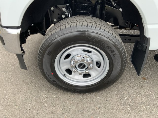 New 2025 Ford F350 XL w/ XL Chrome Package AWD/4WD image 17