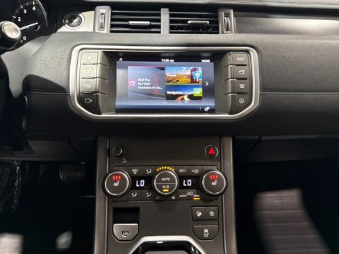 Used 2018 Land Rover Range Rover Evoque SE AWD/4WD image 74