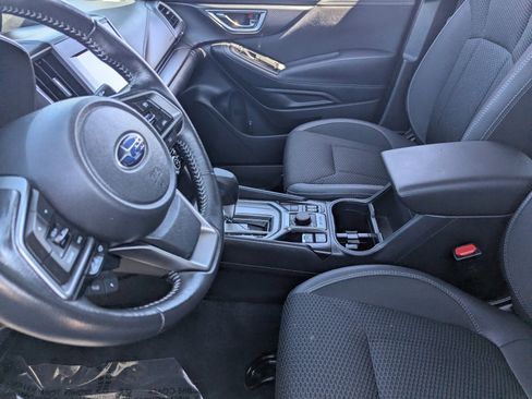 Used 2019 Subaru Forester Premium image 17