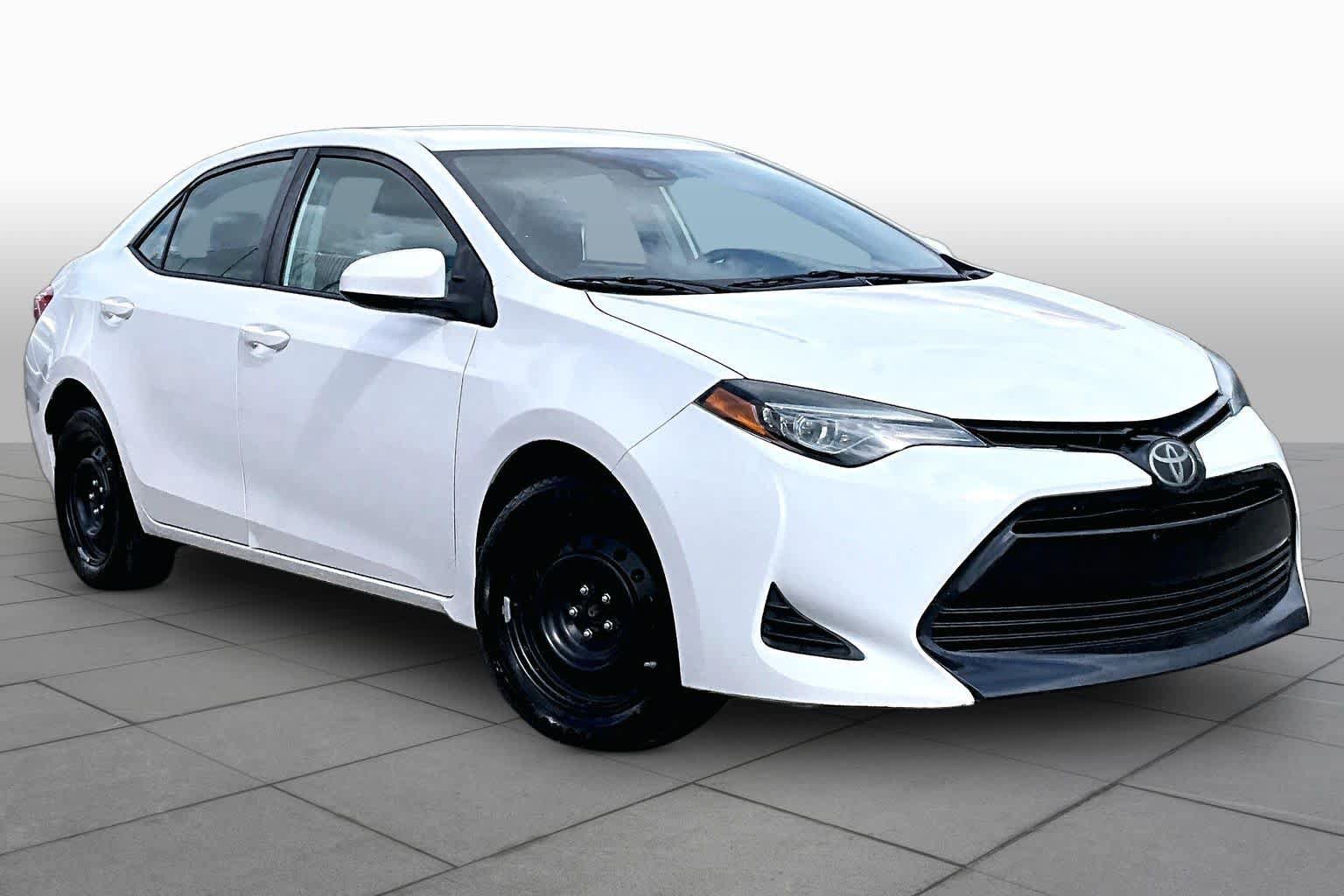 Used 2019 Toyota Corolla LE FWD image 3