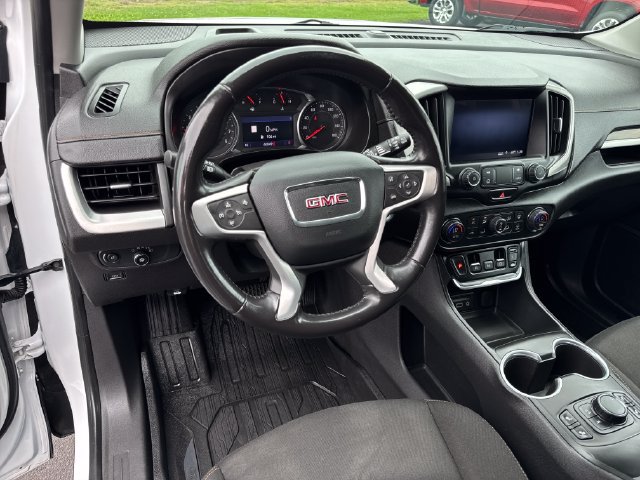 Used 2020 GMC Terrain SLE w/ Driver Convenience Package AWD/4WD image 14