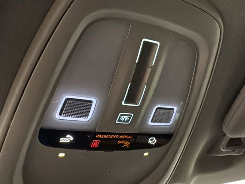 Used 2024 Volvo XC90 B5 Plus image 20