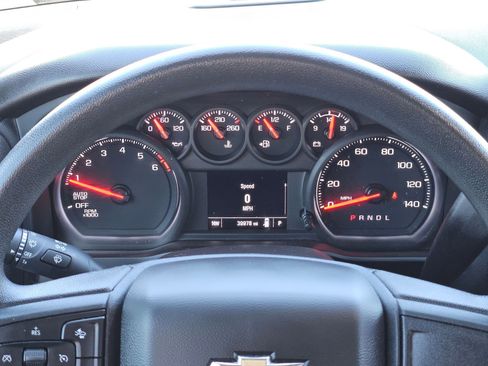 Used 2023 Chevrolet Silverado 1500 Custom image 22