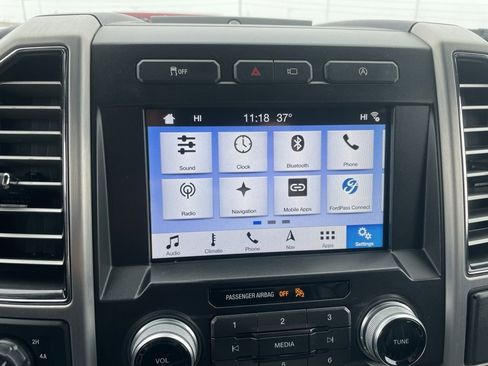 Used 2019 Ford F150 Platinum w/ Equipment Group 701A Luxury image 17