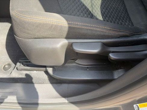 Used 2019 GMC Terrain SLE w/ LPO, Floor Liner Package AWD/4WD image 10
