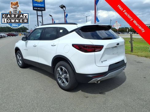 Used 2023 Chevrolet Blazer LT w/ Convenience Package FWD image 3