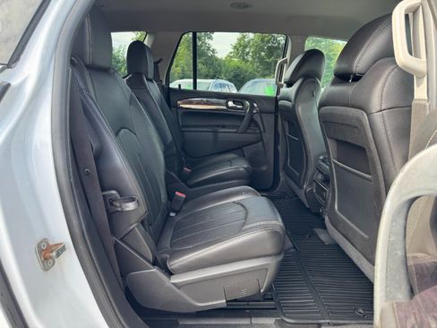 Used 2017 Buick Enclave Leather w/ Trailering Package AWD/4WD image 18
