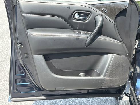 Used 2024 INFINITI QX80 Luxe RWD image 10