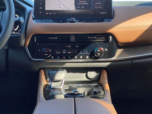 New 2026 Nissan Rogue Platinum w/ Platinum Premium Package image 24