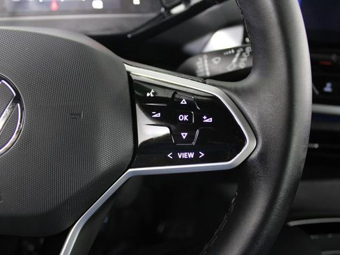 Used 2024 Volkswagen ID.4 2WD image 24