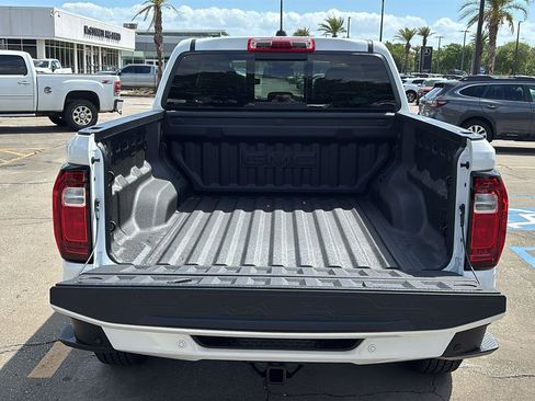 New 2026 GMC Canyon AT4 w/ Technology Plus Package image 7