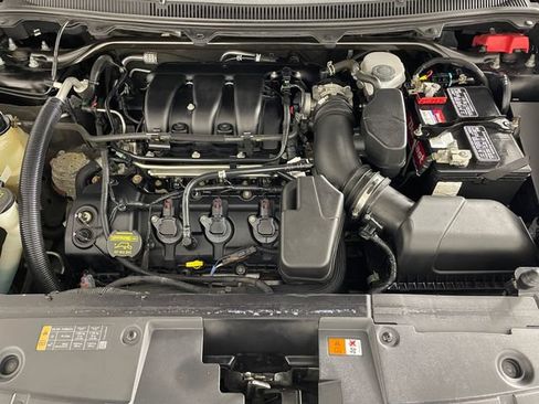 Used 2013 Ford Flex SEL FWD image 19