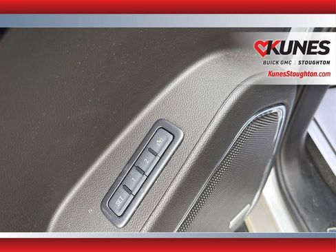 Used 2017 GMC Yukon Denali w/ Open Road Package image 20