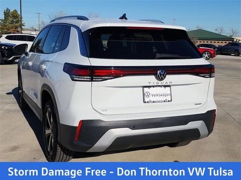 New 2026 Volkswagen Tiguan SE AWD/4WD image 3