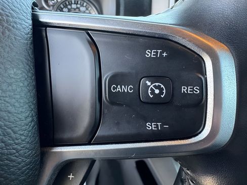 Used 2019 RAM 1500 Big Horn AWD/4WD image 16