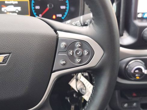 Used 2022 Chevrolet Colorado LT w/ Luxury Package image 25