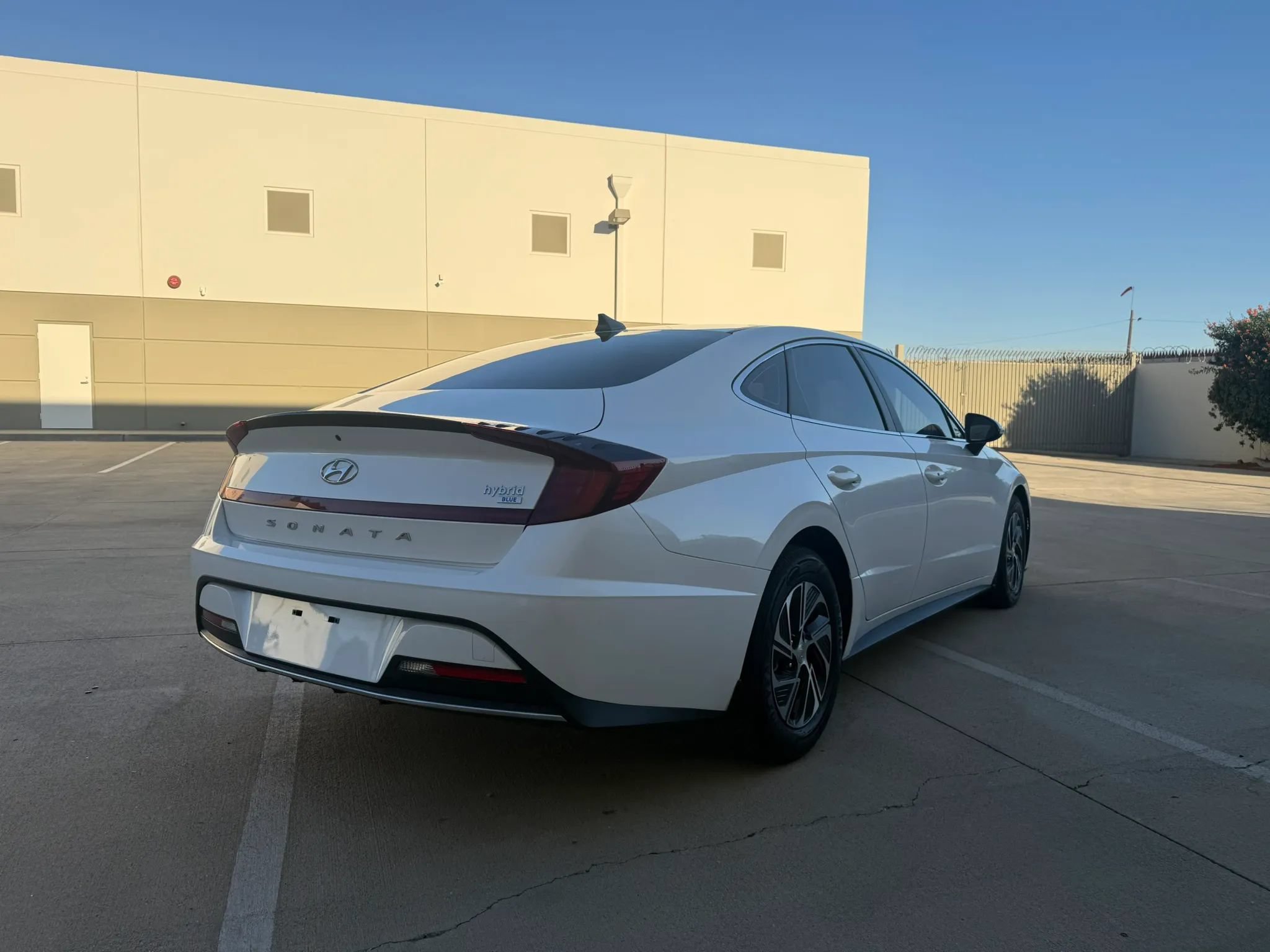 Used 2022 Hyundai Sonata Blue FWD image 5