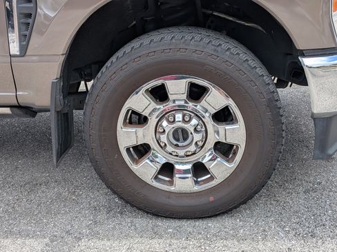 Used 2023 Ford F350 King Ranch w/ Chrome Package AWD/4WD image 11
