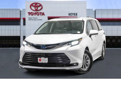 Certified 2024 Toyota Sienna XLE