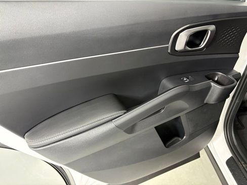 New 2026 Kia Sorento LX image 36
