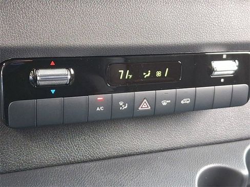 Used 2025 Mercedes-Benz Sprinter 2500 image 15