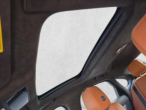 Used 2024 Jaguar XF R-Dynamic SE image 29