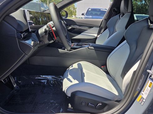 New 2027 BMW M5 w/ Carbon Package AWD/4WD image 10