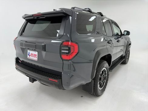 Used 2025 Toyota 4Runner TRD Off-Road Premium image 40
