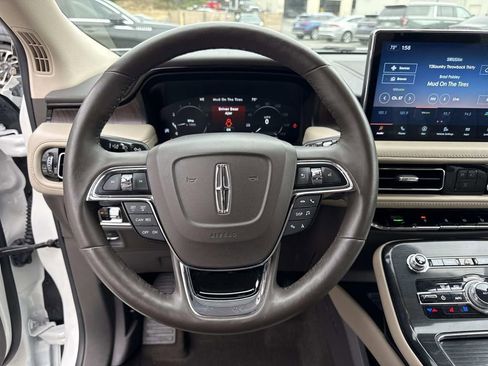 Certified 2022 Lincoln Nautilus Reserve image 26